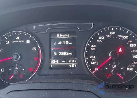 2018 Audi Q3 2.0T Premium/2.0T Sport Premium z USA, uszkodzony, nr VIN WA1ECCFS5JR024759